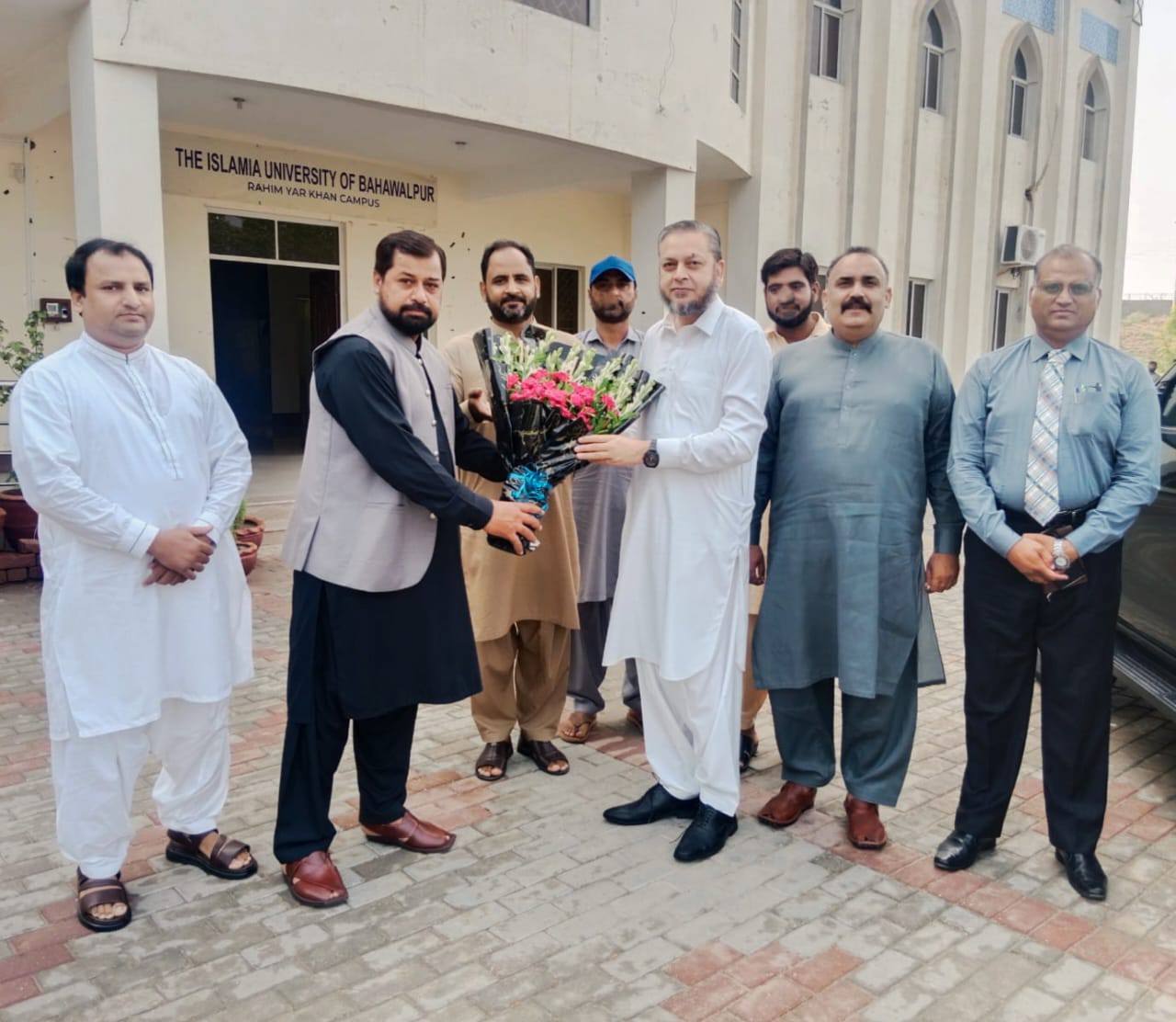 Prof.Dr.Muhammad Kamran Vice Chancellor visits Rahim Yar Khan Campus today.